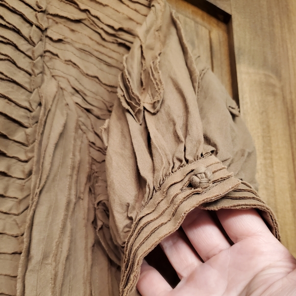 BCBGMAXAZRIA Lightweight Short Sleeve Textured Jacket, Size S - Picture 5 of 11